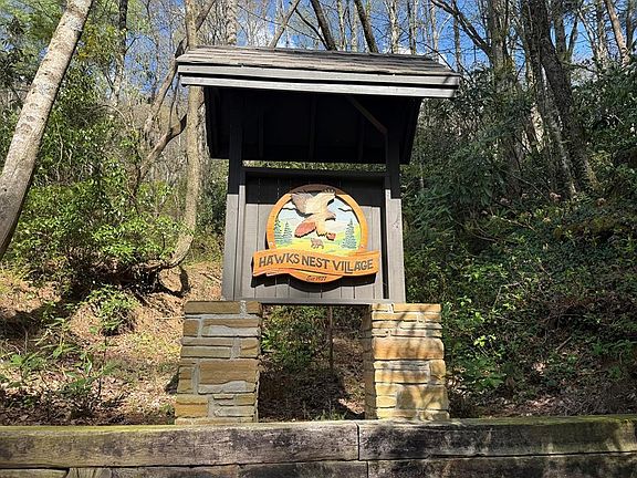 2nd image of 145 Hawks Nest Ln #3