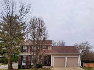 8284 Winters Ln, Mason, OH 45040