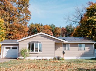 106 Columbia Rd, Enfield, CT 06082