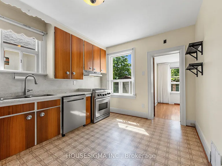 491 Hopewell Ave — Photo 9