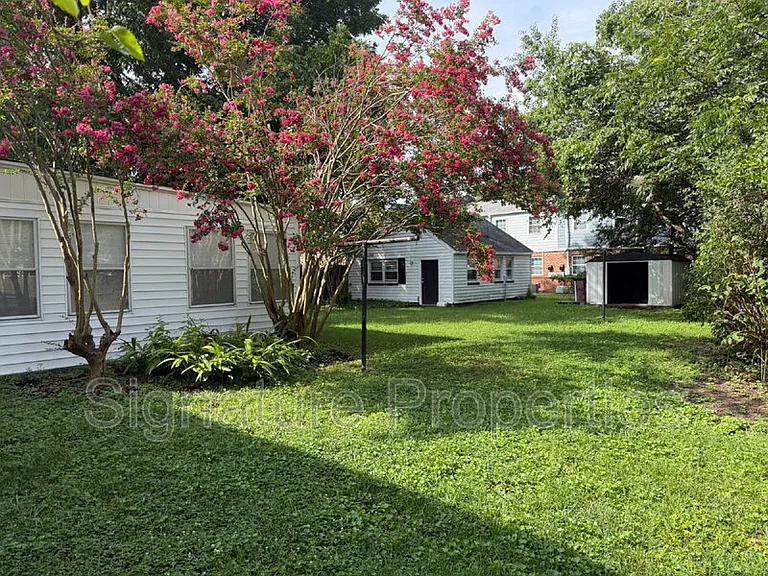 515 E Read St — Photo 5