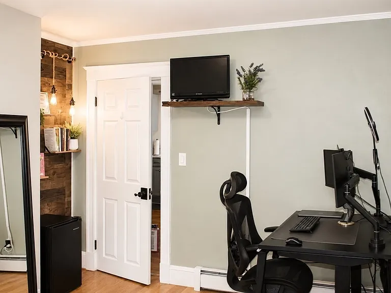 11 Hillcrest Ave #2 — Photo 7