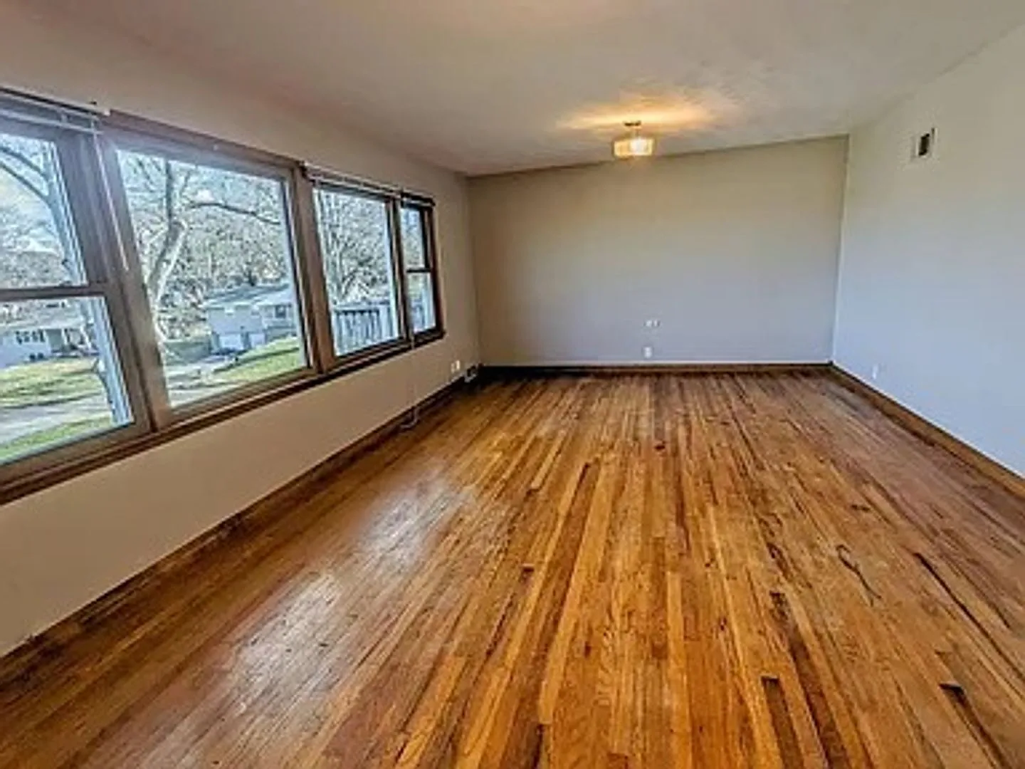 10506 Hilltop Rd 4 Bed/3 Bath in Sunny Slope | Finished Walkout Lower Level, Oversized Attached G... — Photo 3