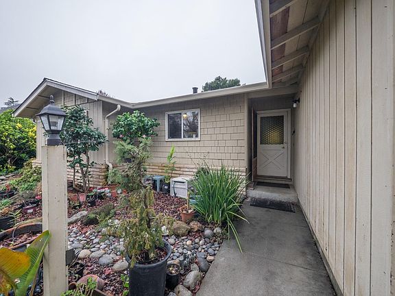 2nd image of 378 Danube Dr