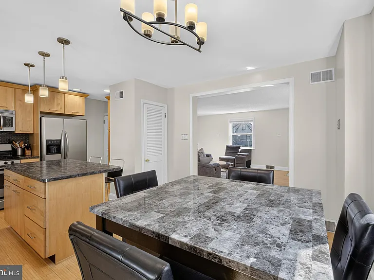 816 Naylors Run Rd — Photo 16