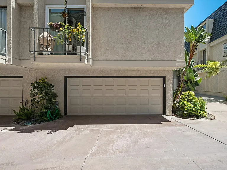 2115 Farrell Ave #C — Photo 37