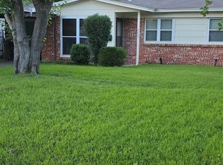 6255 Truman Dr, Fort Worth, TX 76112