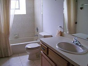 3rd image of 16203 Lake Villa Ave