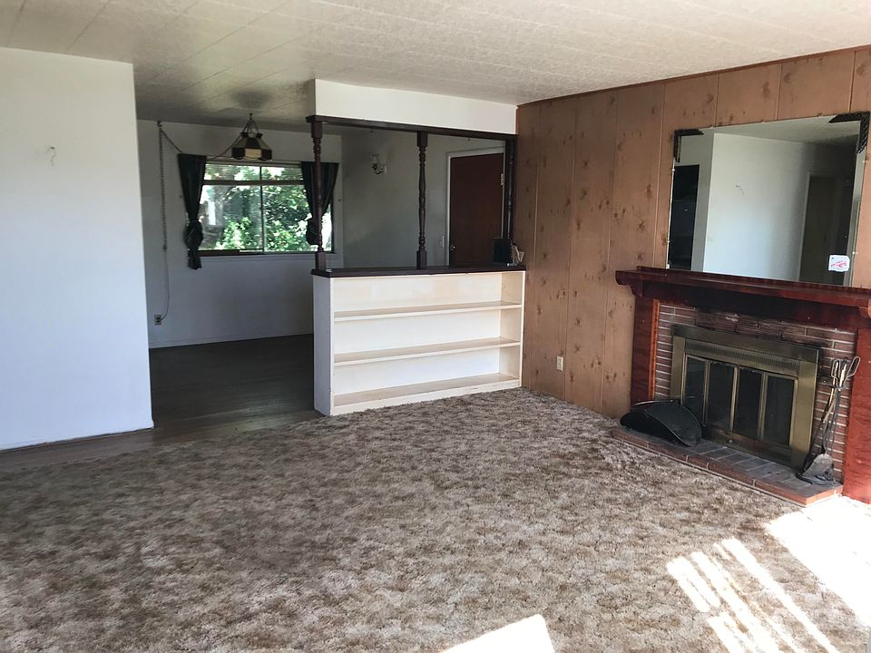 2nd image of 1390 Hilfiker Dr
