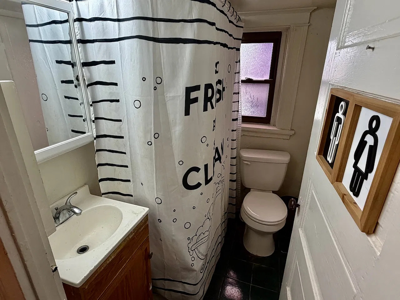 5 bed, 2500 sqft, $3,500 — Photo 4
