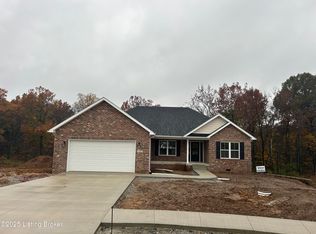 604 Hillcrest Dr, Bardstown, KY 40004
