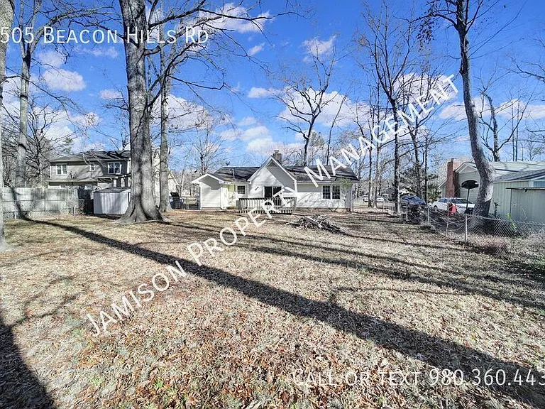 8505 Beacon Hills Rd — Photo 23