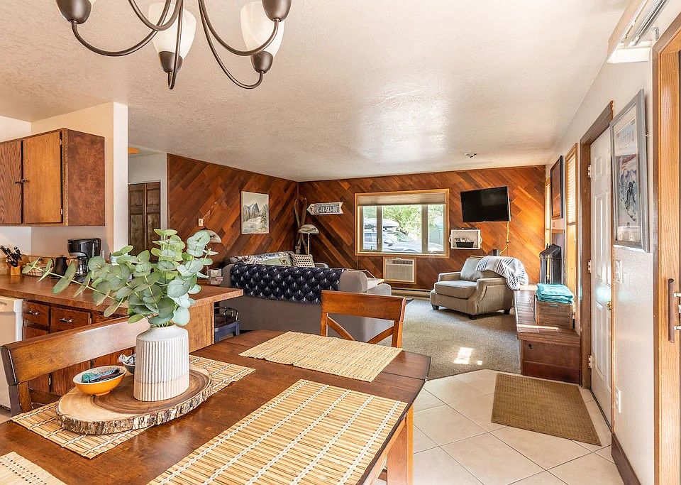 67 Crestwood Dr Whitefish MT Zillow