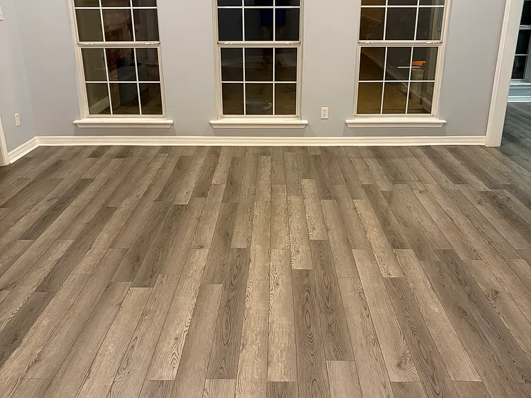 5900 Clearview Cir — Photo 3