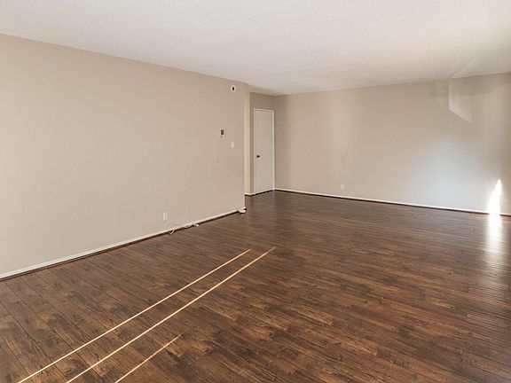 5th image of 10381 Almayo Ave APT 1