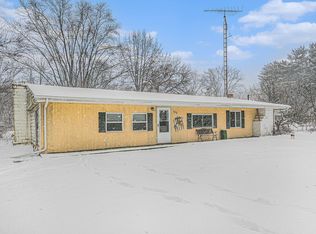 135 Green Gable Rd, Niles, MI 49120