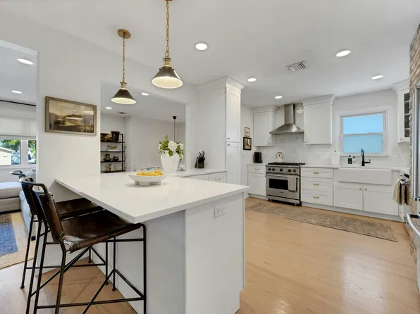 470 Victor St, Saddle Brook, NJ 07663