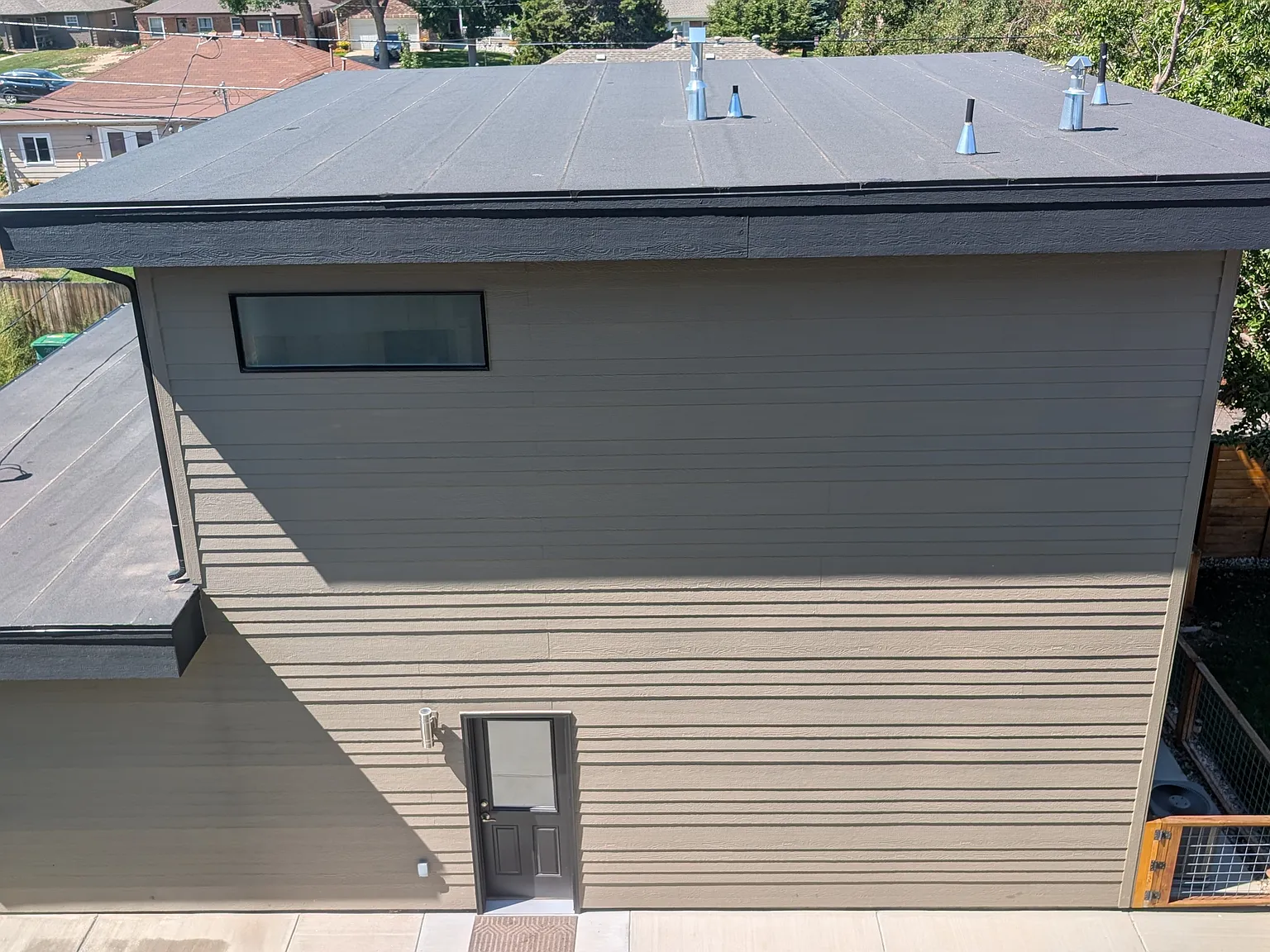 1 bed, 656 sqft, $1,765 — Photo 2