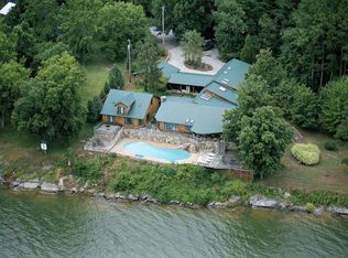 2083 View Topia Ln, Dandridge, TN 37725