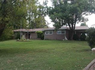 228 Nickell Heights Rd, Paducah, KY 42003