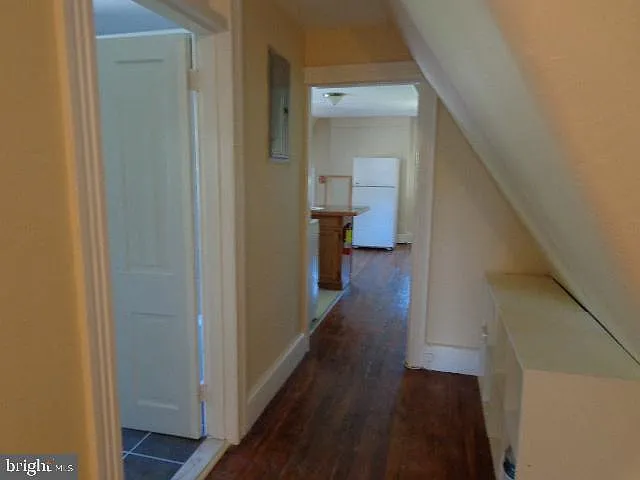 25 Montrose Ave #7 — Photo 18