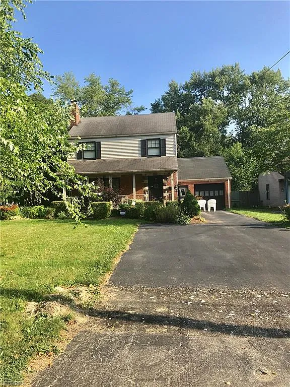 115 Forest Park Dr photo 1