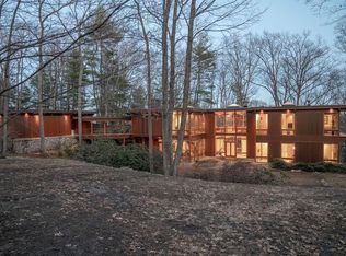 39 Tabor Hill Rd, Lincoln, MA 01773