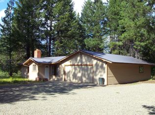 5901 Rockydale Rd, Cave Junction, OR 97523