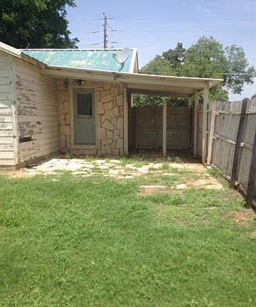 2nd image of 200 Nichols Ct