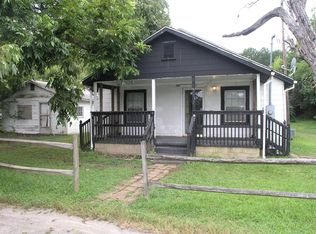 1304 Edwards St, Weldon, NC 27890