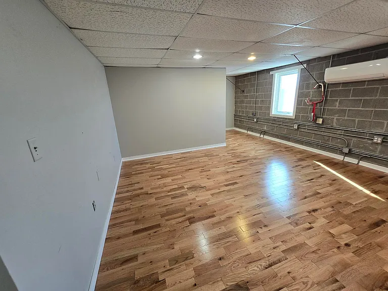 6122 E Shadybrook St #4 — Photo 4