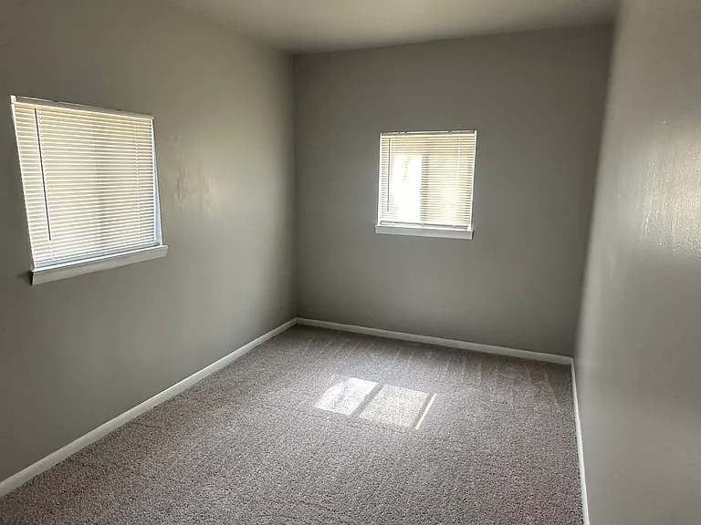 2663 Curtis St #4 — Photo 6