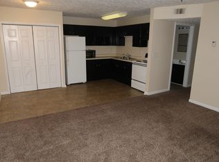 4107 Blue Lick Ct APT 4, Louisville, KY 40229