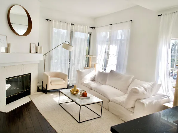 2150 Camino De La Reina, San Diego, CA