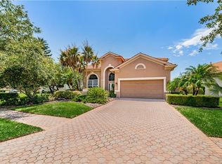 9786 Sago Point Dr, Seminole, FL 33777