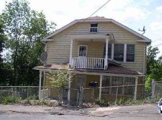 Rumford St, Waterbury, CT 06701