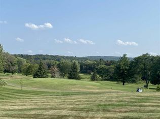 400 Inverness Terrace Ct, Baraboo, WI 53913