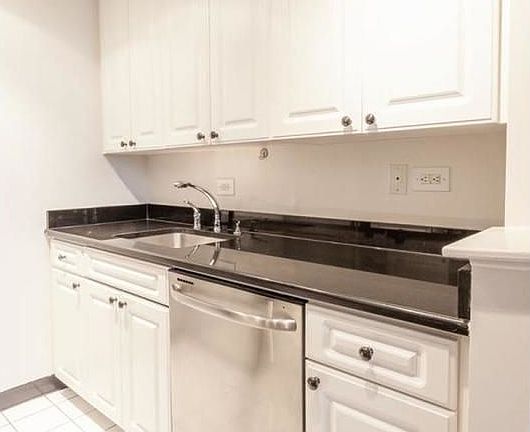 5th image of 182 E 95th St APT 28D