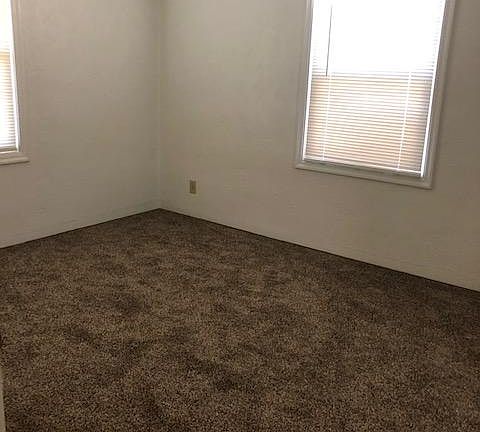 2nd image of 335 N Lincoln Ave APT 2