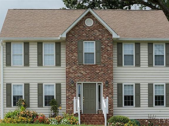 2nd image of 108 Marguerite Dr