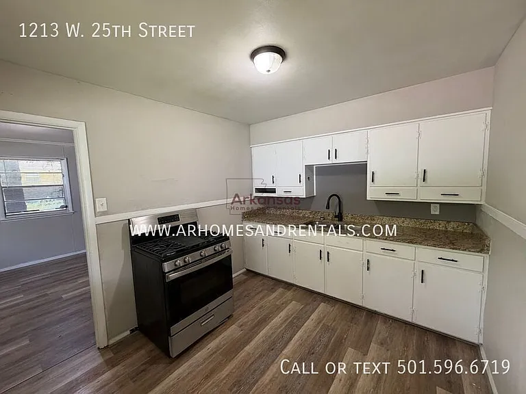 1213 W 25th St — Photo 4