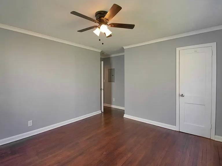 903 Edwin St NW — Photo 16