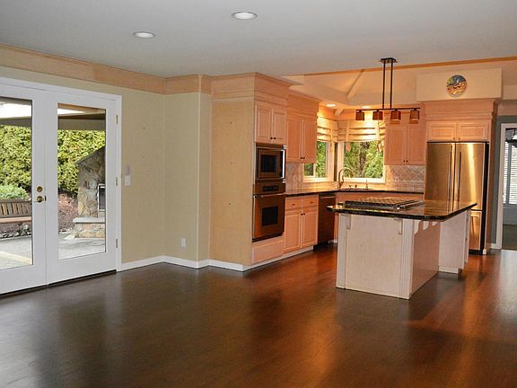 5th image of 5687 194th Ln SE