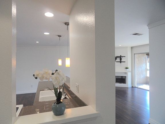 4th image of 10325 Caminito Cuervo Unit 182