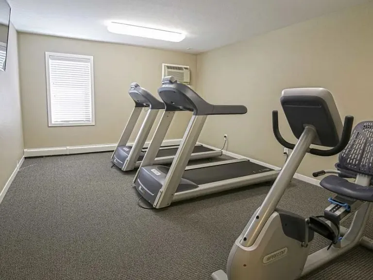 Veraway Apartments — Photo 30