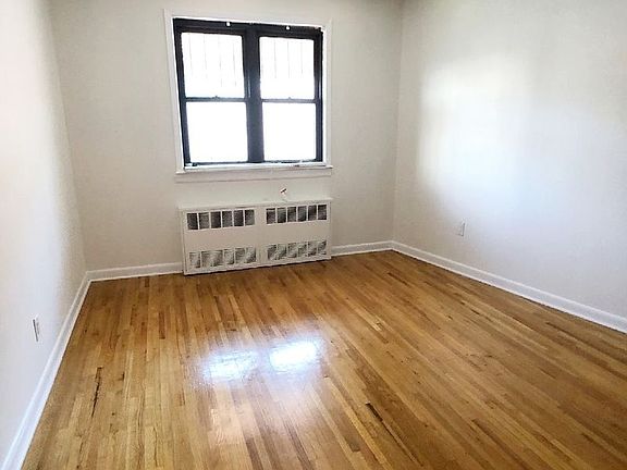 4th image of 31-07 Newtown Ave #3B