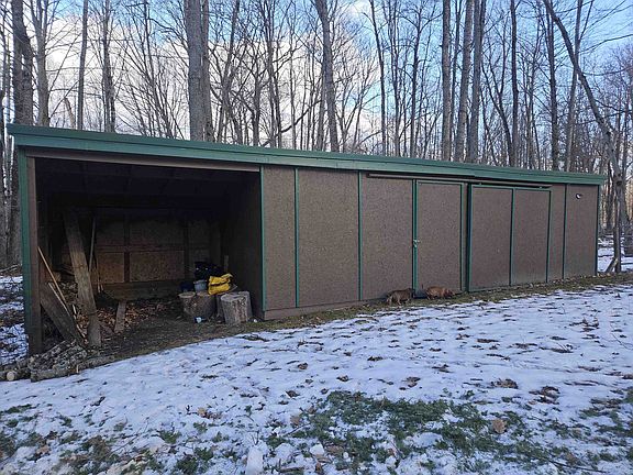 3rd image of 255 W Arnold Lake Rd