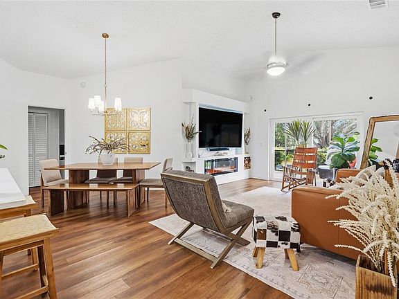 3rd image of 8761 HUNTFIELD STREET