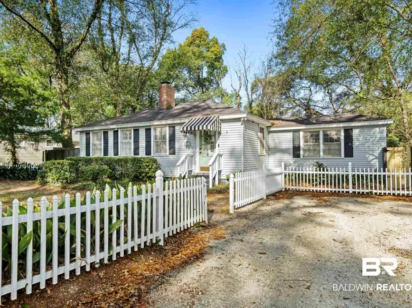5128 Norton Ln, Mobile, AL 36608
