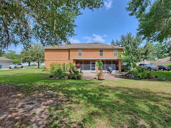 5th image of 4602 SE 32nd Pl